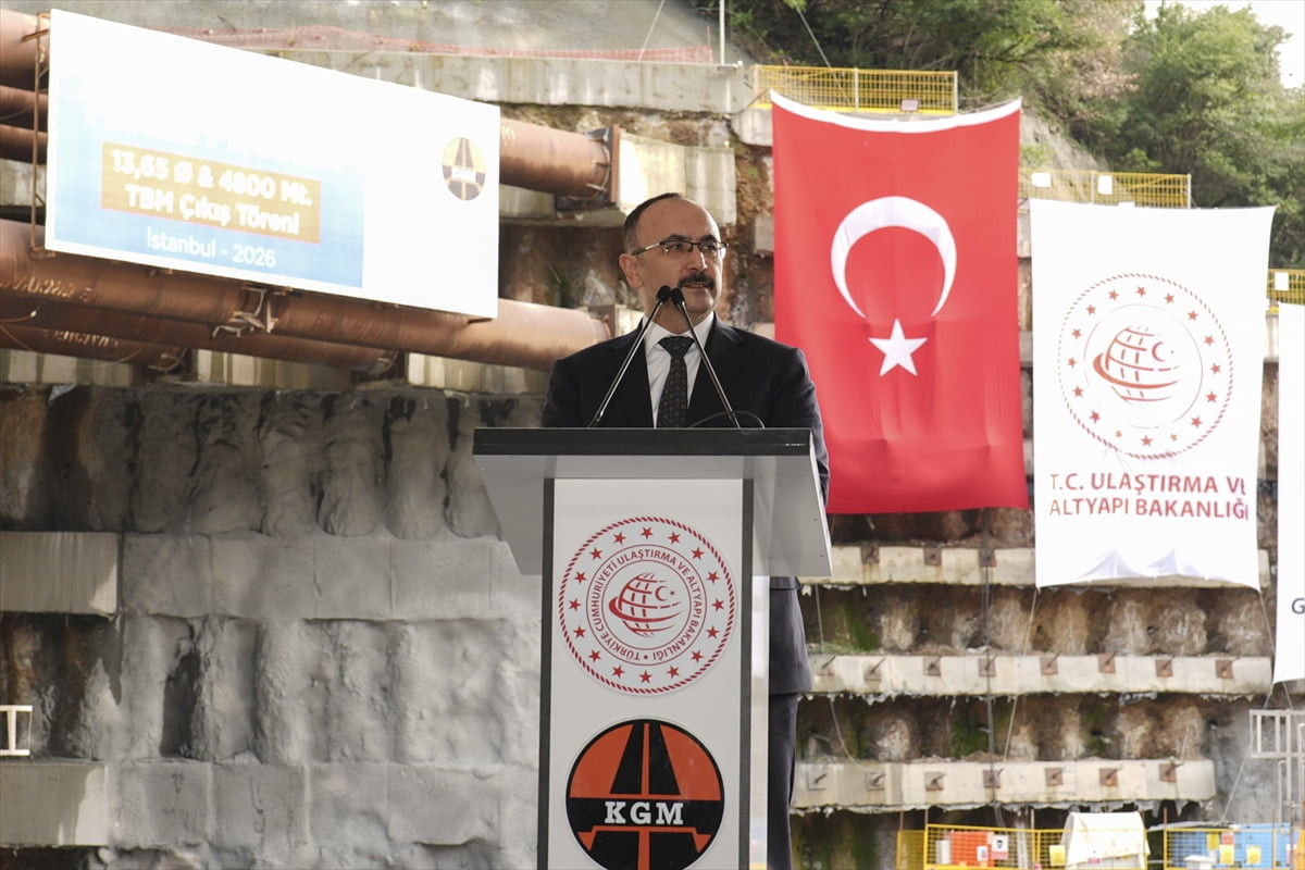 Karayolları Genel Müdürü Ahmet Güşlen, Sarıyer-Kilyos Tünel Projesi TBM Kazı Çalışmaları Tamamlama...