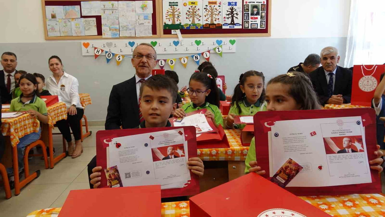 KARNE DAĞITIM TÖRENİNE VALİ SEDDAR YAVUZ DA KATILDI