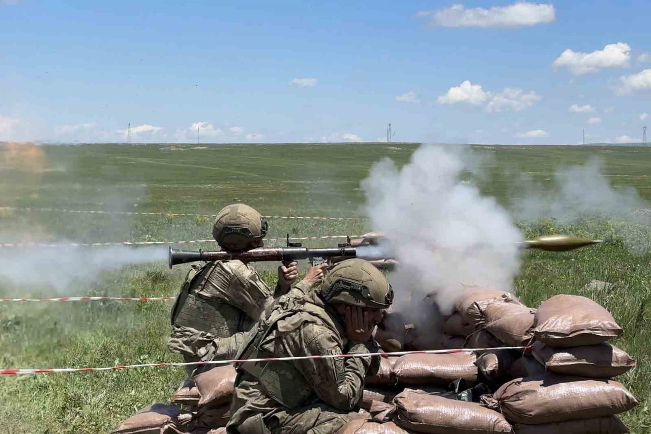 KARS'TA “ÇELİK-2026” VE KBRN TATBİKATI GERÇEKLEŞTİRİLDİ(KARS-İHA)