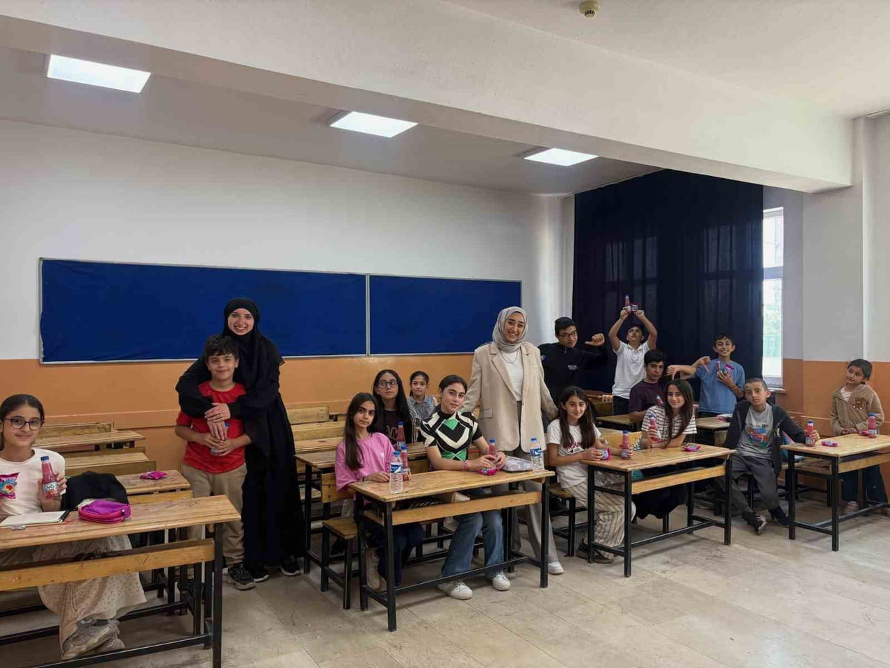 KARS'TA YEŞİLAY VE TÜGVA’NIN YAZ OKULU COŞKUSU(KARS-İHA)