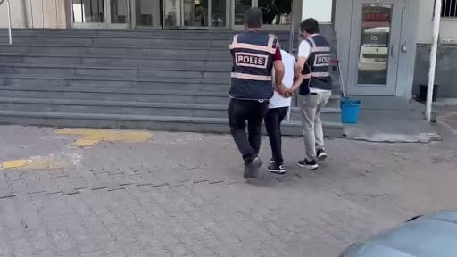 Karşılıksız çek düzenlemekten 52 yıl kesinleşmiş hapis cezası bulunan şahıs yakalandı