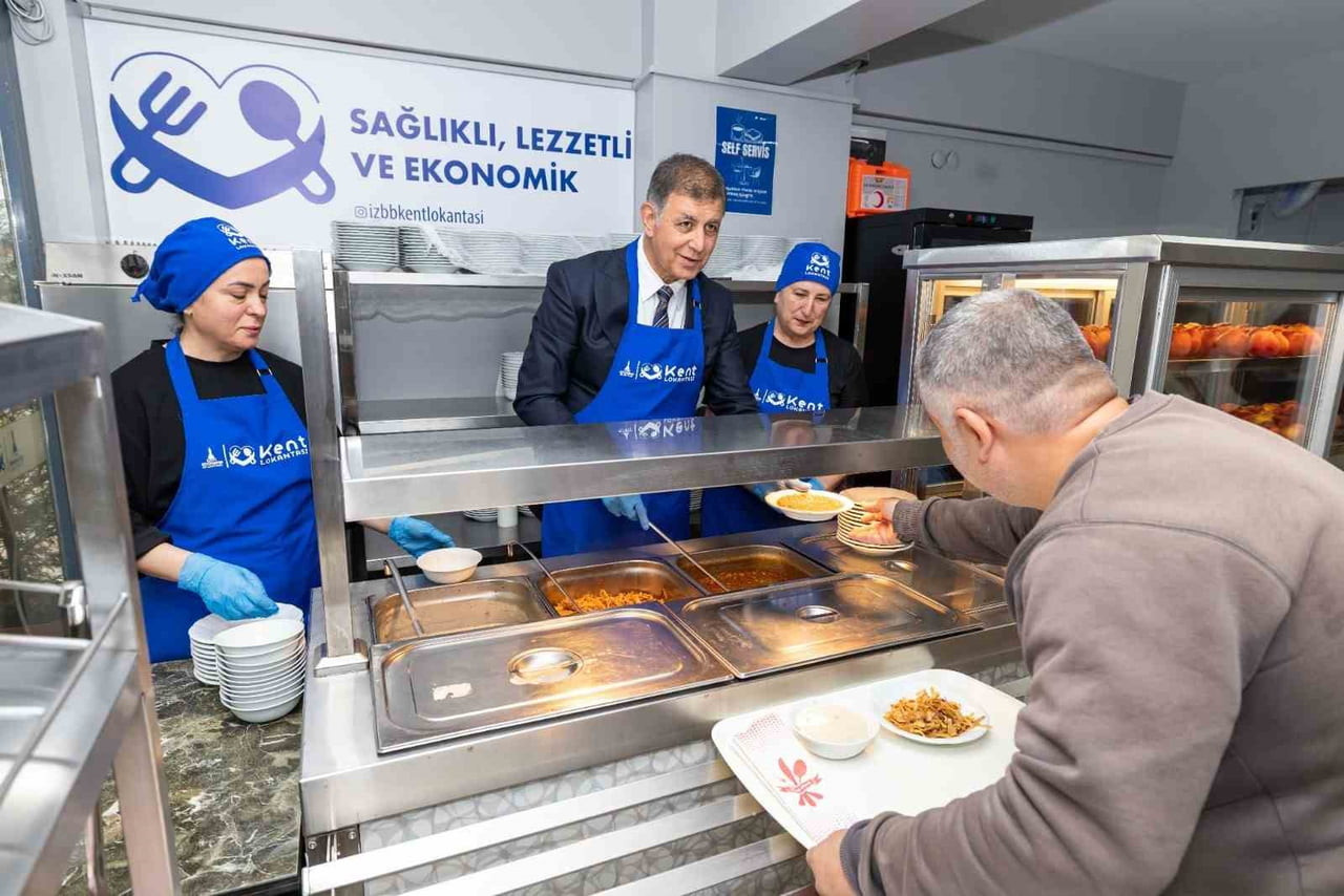 KARŞIYAKA YAMANLAR ŞUBESİ'NDE UYGULANAN 25 LİRALIK ÖZEL FİYAT TARİFESİ ÖZELLİKLE DAR GELİRLİ...