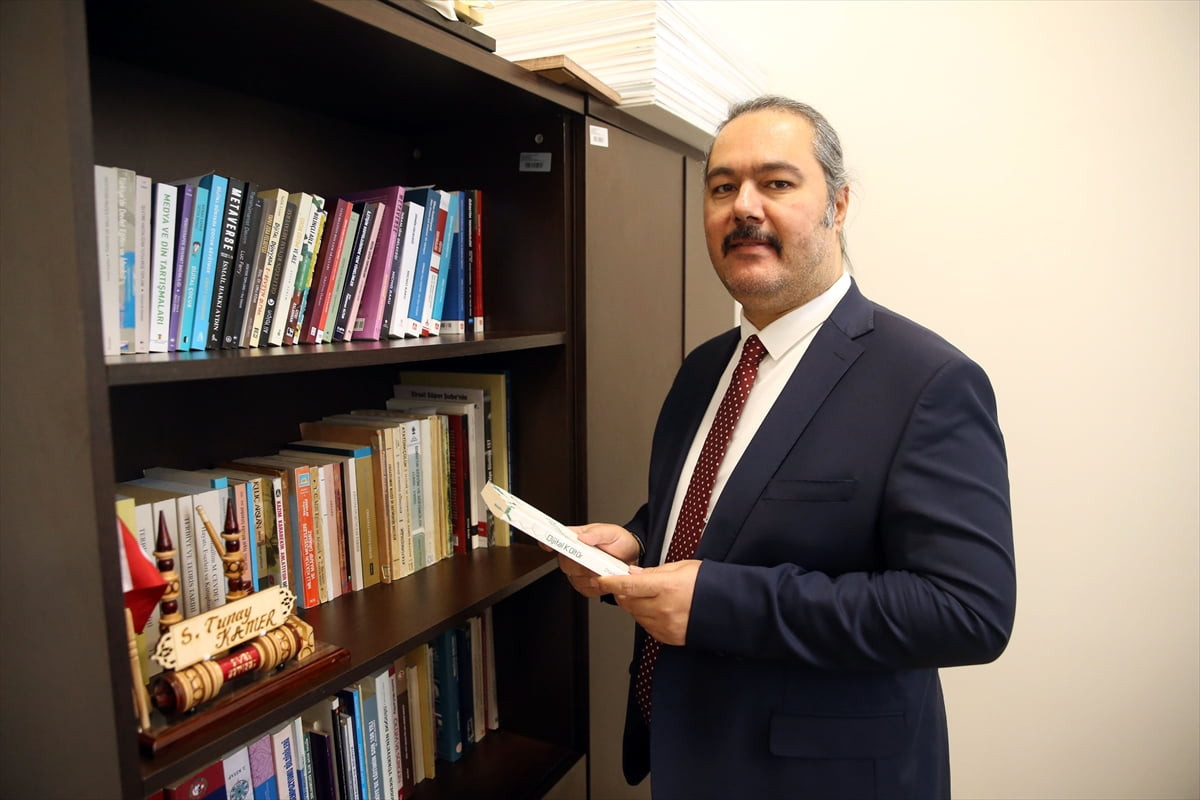 Kastamonu Üniversitesi Eğitim Fakültesi Öğretim Üyesi ve Yapay Zeka Çalışmaları Koordinatörü Prof....