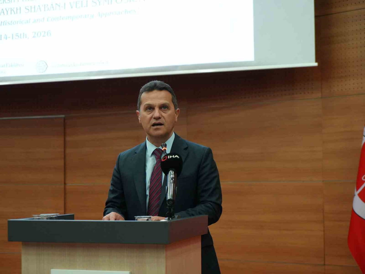 KASTAMONU ÜNİVERSİTESİ REKTÖRÜ PROF. DR. AHMET HAMDİ TOPAL, TASAVVUFUN ÖZÜNDE HZ. MUHAMMED’İN...