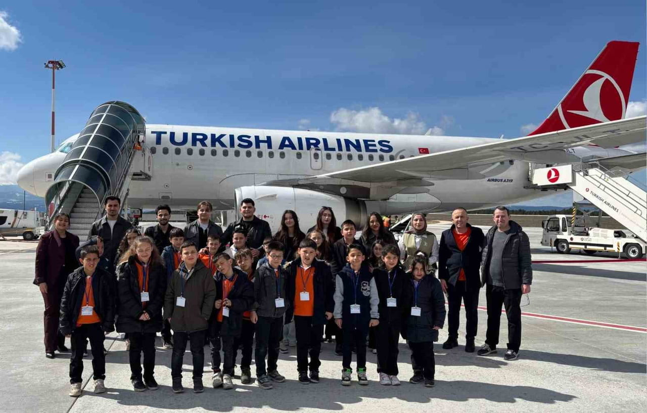 KASTAMONU ÜNİVETSİTESİ SİVİL HAVACILIK YÜKSEKOKULU HAVACILIK YÖNETİMİ BÖLÜMÜ ÖĞRENCİLERİ, ‘MİNİK...