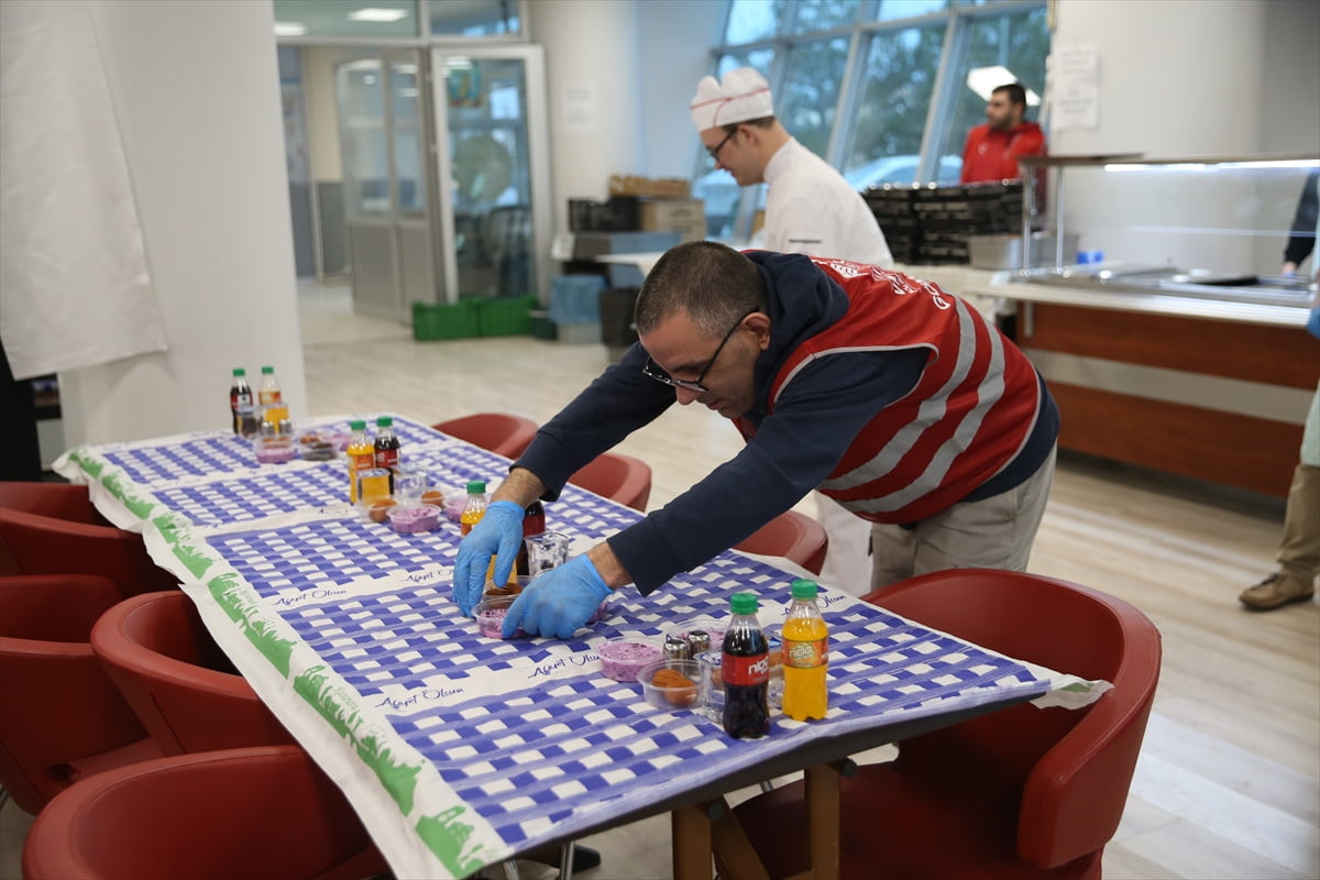 Kastamonu Vakıflar Bölge Müdürlüğü ile Özel Bireyler ve Aileleri Dayanışma Derneği iş birliğinde...