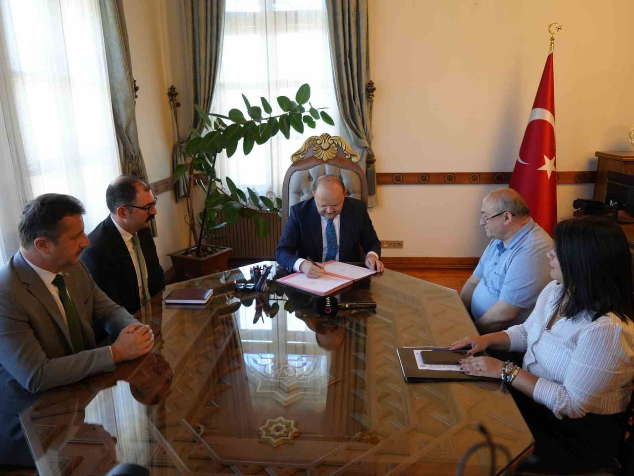 KASTAMONU VALİLİĞİ KOORDİNESİNDE HAYATA GEÇİRİLEN ROBOTİK ZEKA PROJESİYLE, İLK ETAPTA 15 ORTAOKUL...