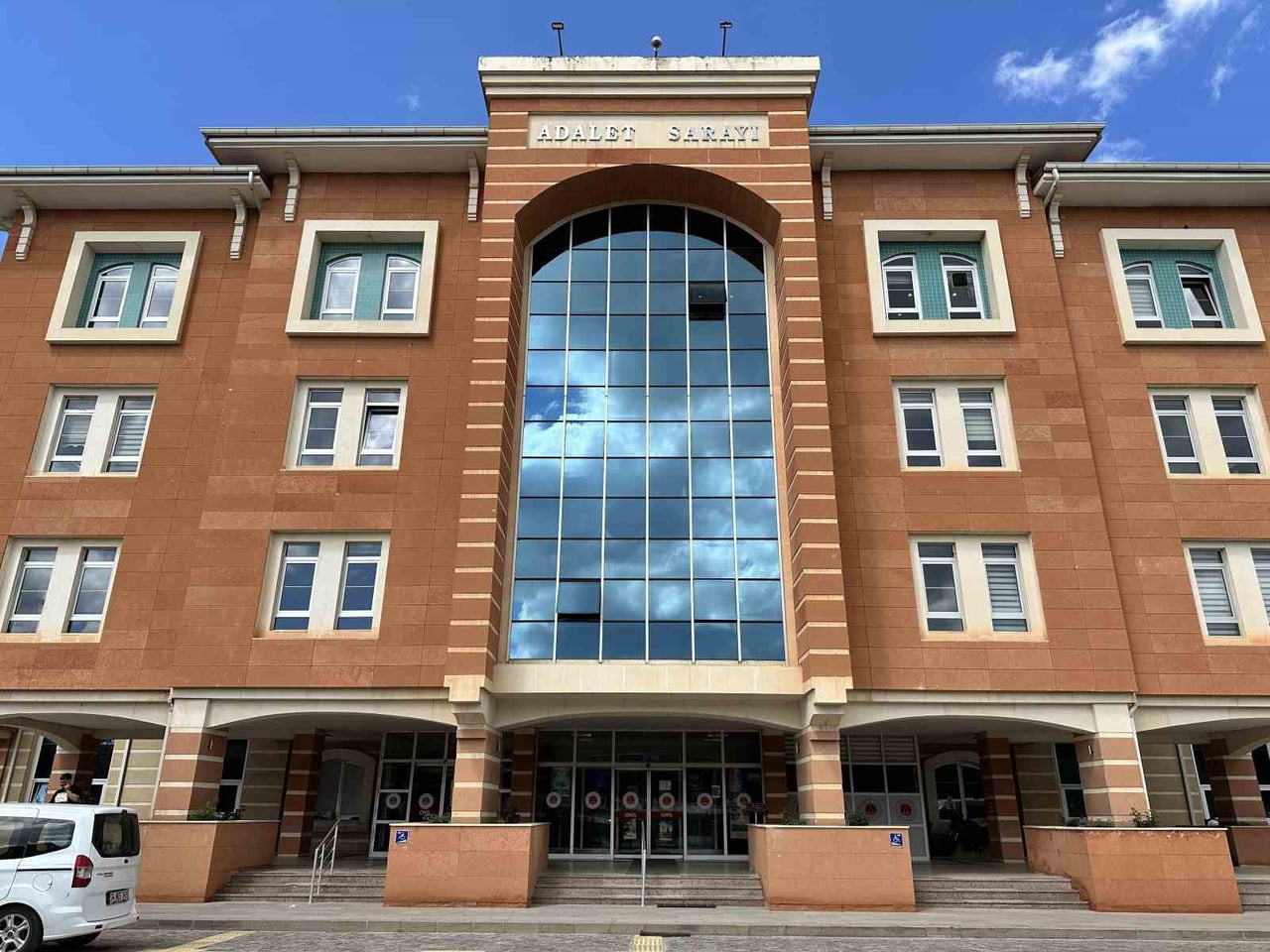 KASTAMONU’NUN TOSYA İLÇESİNDE JANDARMA EKİPLERİ TARAFINDAN DÜZENLENEN UYUŞTURUCU OPERASYONUYLA...