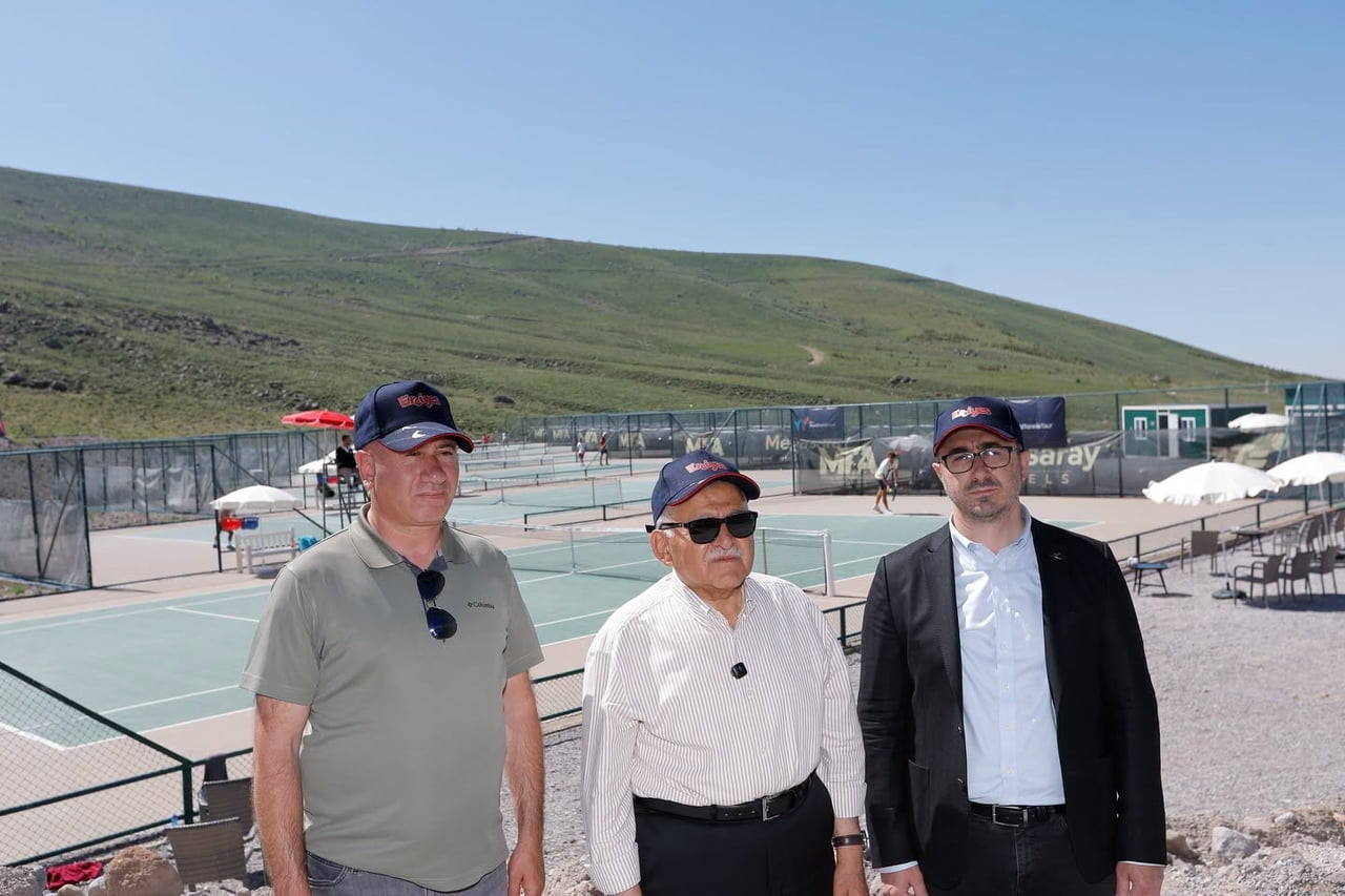 KAYSERİ BÜYÜKŞEHİR BELEDİYE BAŞKANI DR. MEMDUH BÜYÜKKILIÇ; ERCİYES’İN EV SAHİPLİĞİNDE GERÇEKLEŞEN...