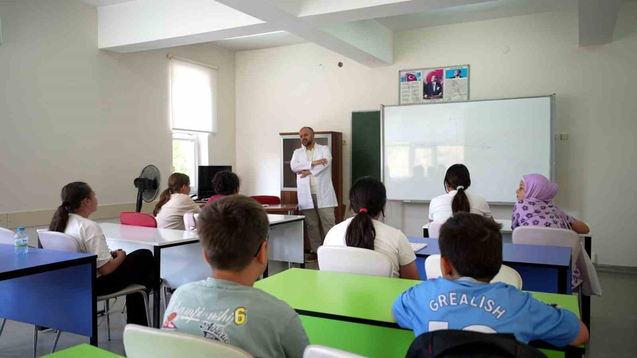 KAYSERİ BÜYÜKŞEHİR BELEDİYESİ BÜNYESİNDE FAALİYET GÖSTEREN KAYMEK'İN YAZ OKULU PROGRAMI BAŞLADI....