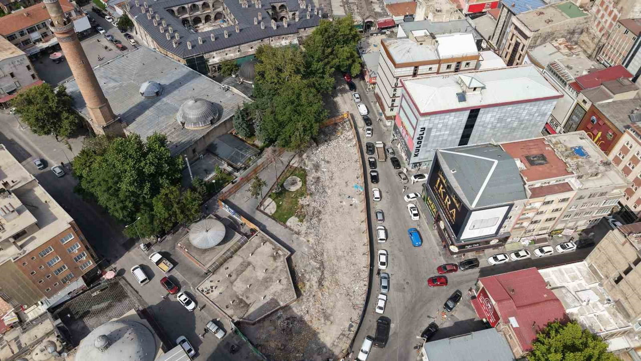 KAYSERİ BÜYÜKŞEHİR BELEDİYESİ'NİN, SURİÇİ CAMİKEBİR KENTSEL DÖNÜŞÜM PROJESİ KAPSAMINDA YÜRÜTTÜĞÜ...