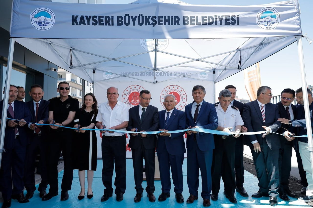 KAYSERİ CUMHURİYET BAŞSAVCILIĞI TARAFINDAN TALAS İLÇESİNE; VELAYET ALTINDAKİ ÇOCUKLARIN TESLİMİ VE...