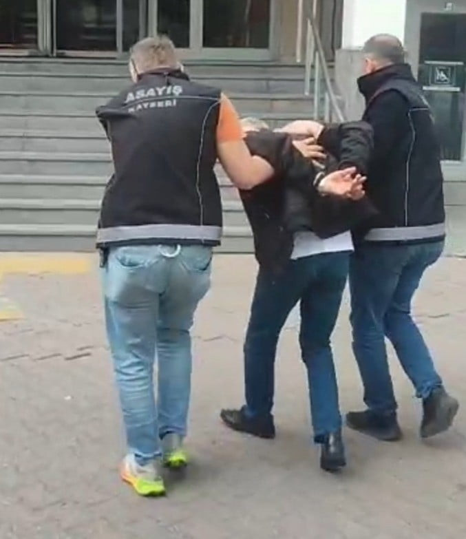 KAYSERİ İL EMNİYET MÜDÜRLÜĞÜ EKİPLERİNCE YAPILAN ÇALIŞMALARDA HAKKINDA 'SİLAHLA YAĞMA' SUÇUNDAN 27...