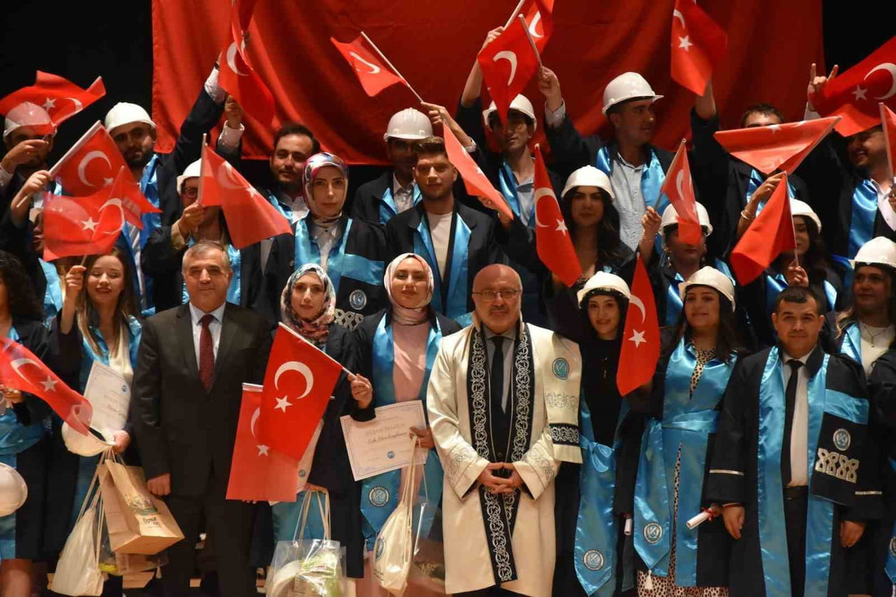 KAYSERİ ÜNİVERSİTESİ (KAYÜ) TOMARZA MUSTAFA AKINCIOĞLU MESLEK YÜKSEKOKULU'NDA ŞED BAĞLAMA TÖRENİ...