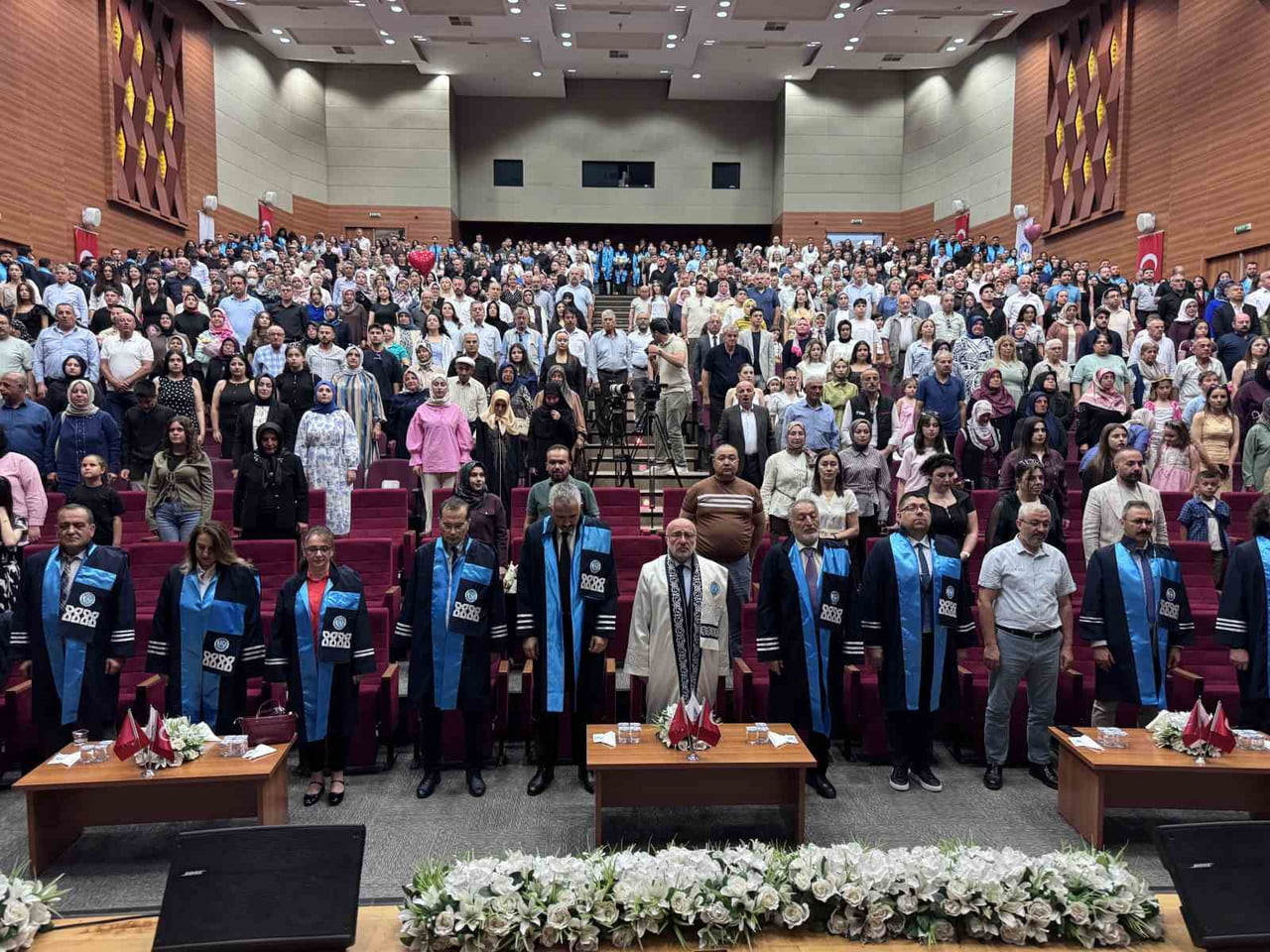 KAYSERİ ÜNİVERSİTESİ (KAYÜ) UYGULAMALI BİLİMLER FAKÜLTESİ, 2025-2026 DÖNEM MEZUNLARINI...