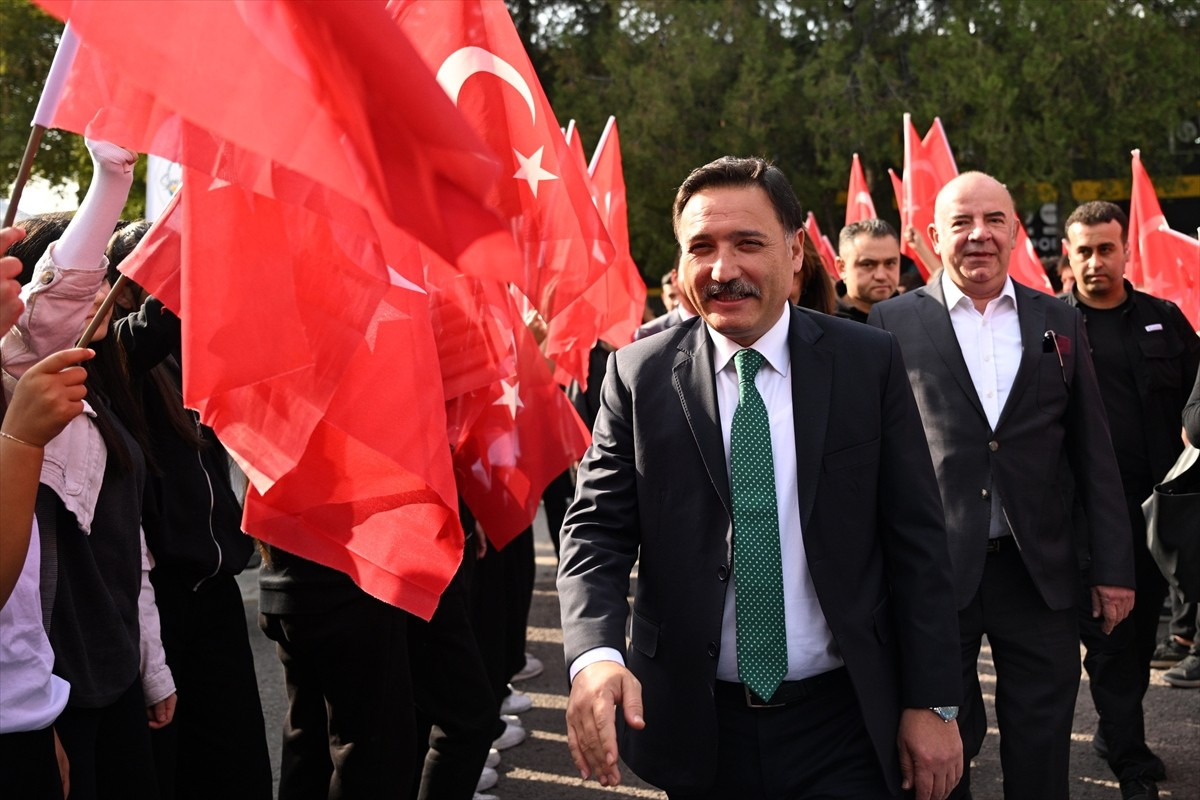 Kayseri Valiliğince başlatılan Erdemlerimizle Varız (ERVA) Projesi kapsamında 62. spor kulübü...