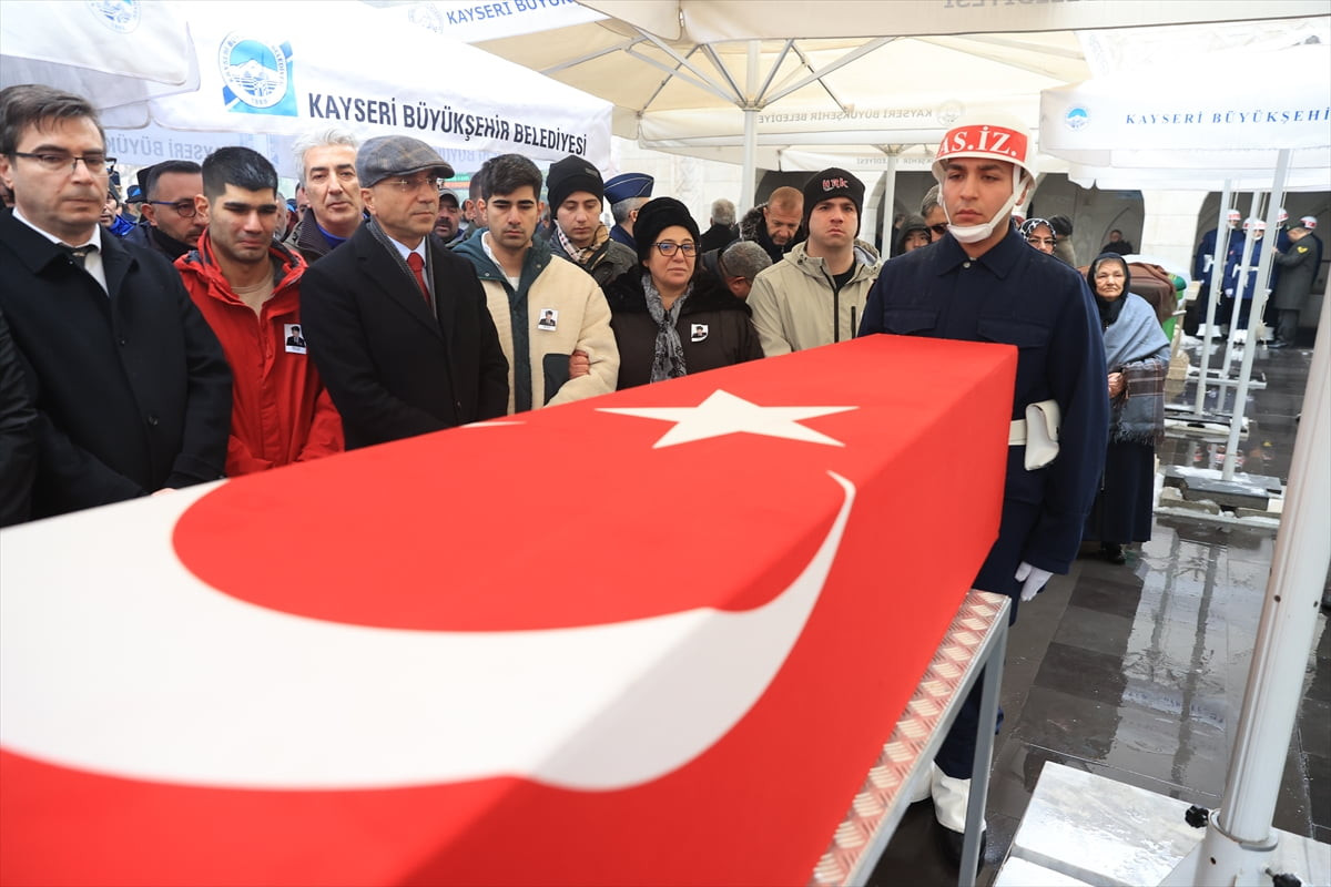Kayseri'de yaşayan Münevver Mertsoylu Aydın, Kıbrıs Barış Harekatı sırasında 2 yaşındayken...