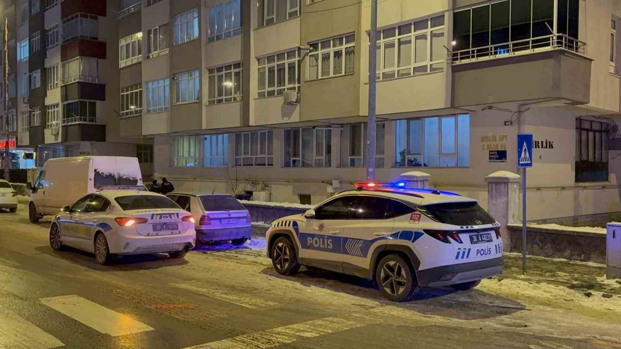Kayseri'de bıçakla cinayet işleyen sanığa müebbet hapis cezası verildi