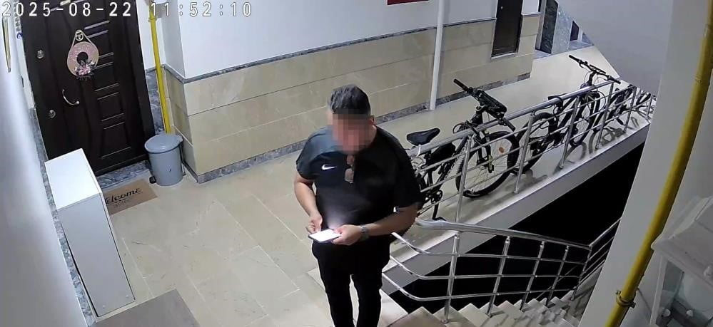 KAYSERİ’DE BOŞANMA AŞAMASINDAKİ EŞİNİN OTURDUĞU BİNADA APARTMAN GÖREVLİSİ MELEK GÜL’Ü ÖLDÜREN...