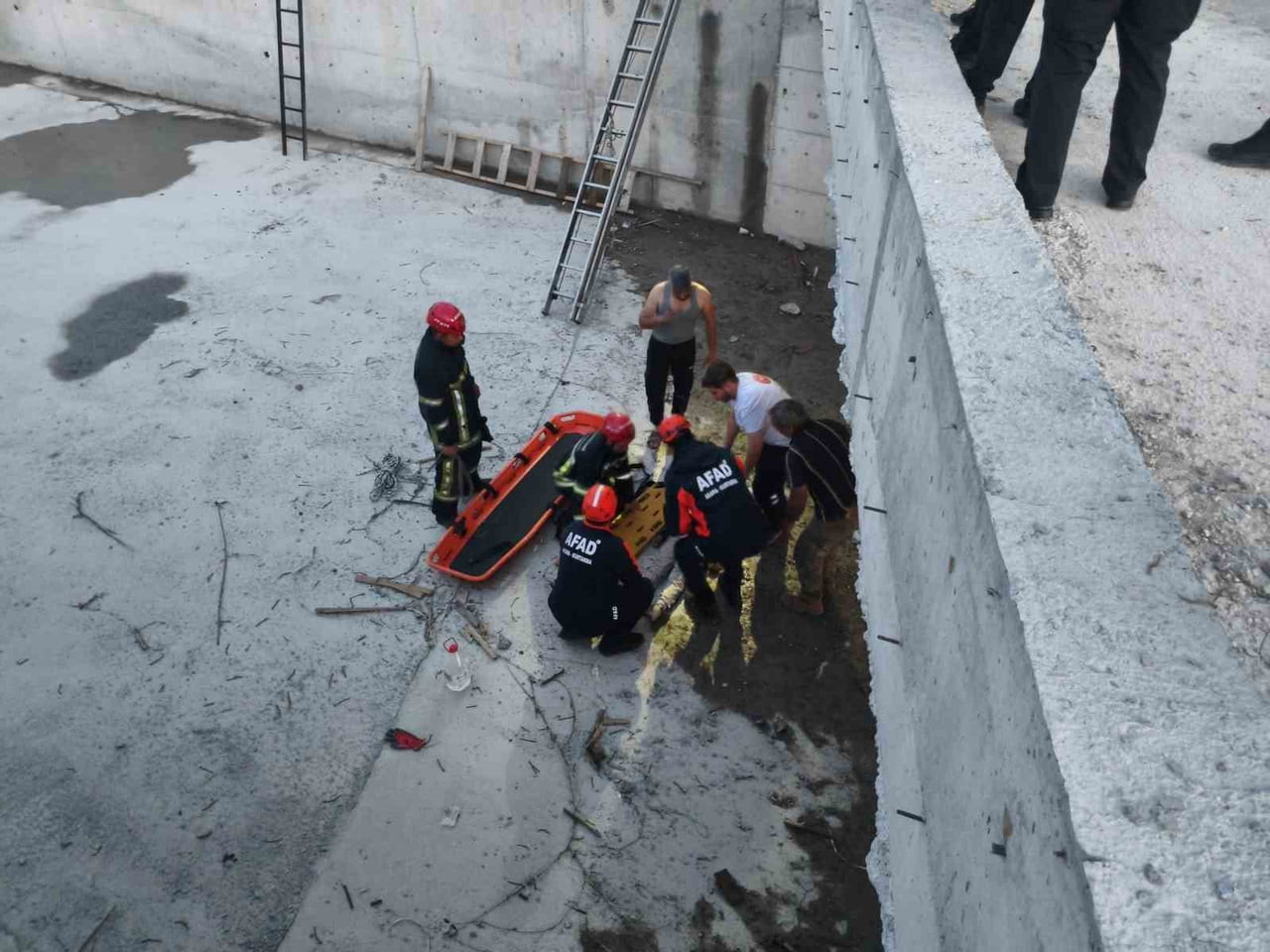 KAYSERİ’NİN KOCASİNAN İLÇESİNDE BİSİKLET SÜRDÜĞÜ SIRADA SU KANALIMA DÜŞEREK, YARALANAN 10...