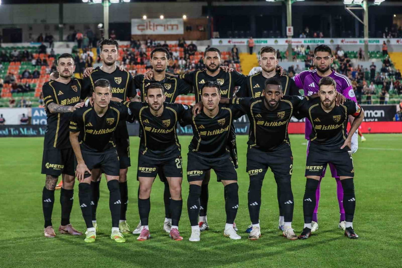 KAYSERİSPOR, SÜPER LİG’DE HEDEFİNE ULAŞAMADI. SARI KIRMIZILILAR, 11 SEZON SONRA LİGE VEDA...