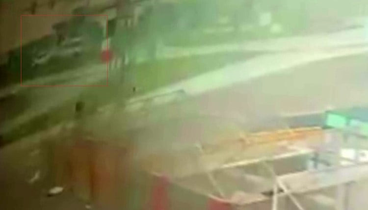 KAZA ANI GÜVENLİK KAMERALARINA YANSIDI.