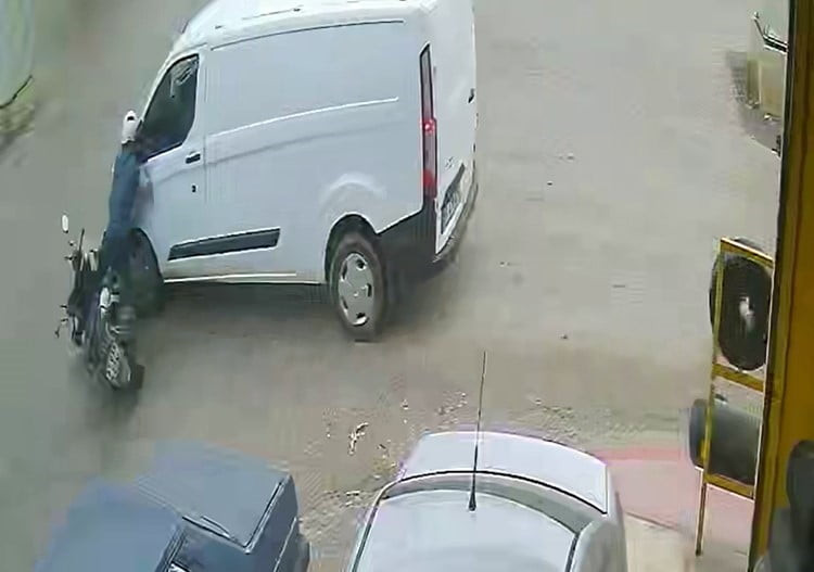 KAZA ANI GÜVENLİK KAMERASINA SANİYE SANİYE YANSIDI.