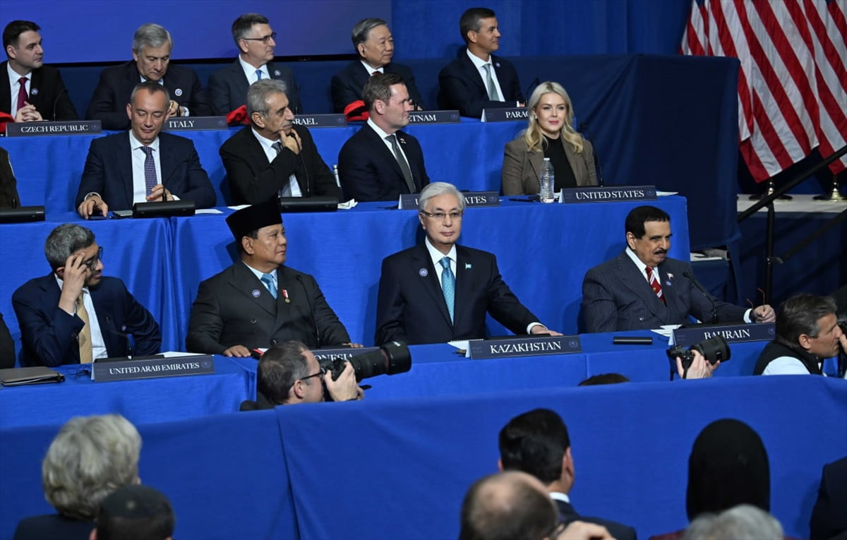 Kazakistan Cumhurbaşkanı Kasım Cömert Tokayev, ABD Başkanı Donald Trump’ın başkanlığında...