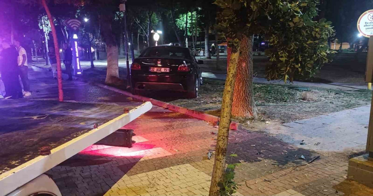 KAZAYA KARIŞAN ARAÇ