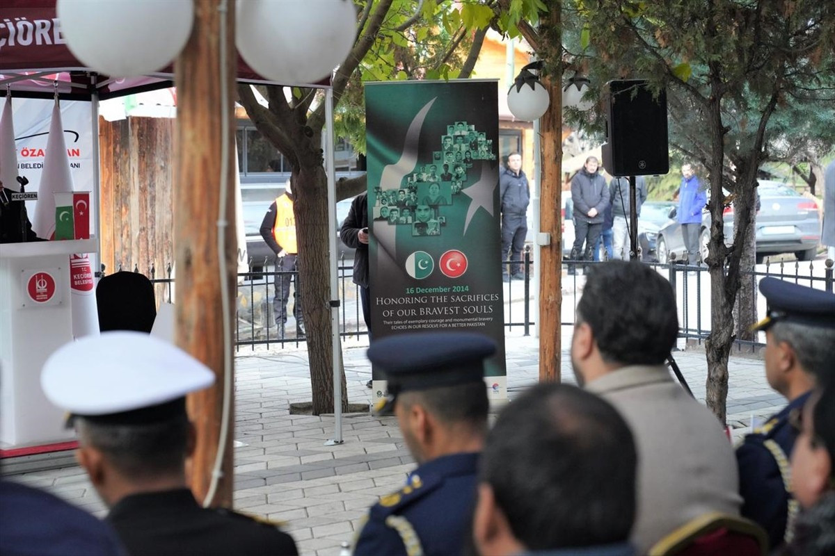 Keçiören Belediyesi ve Pakistan'ın Ankara Büyükelçiliği, 16 Aralık 2014'te Pakistan'ın Peşaver...