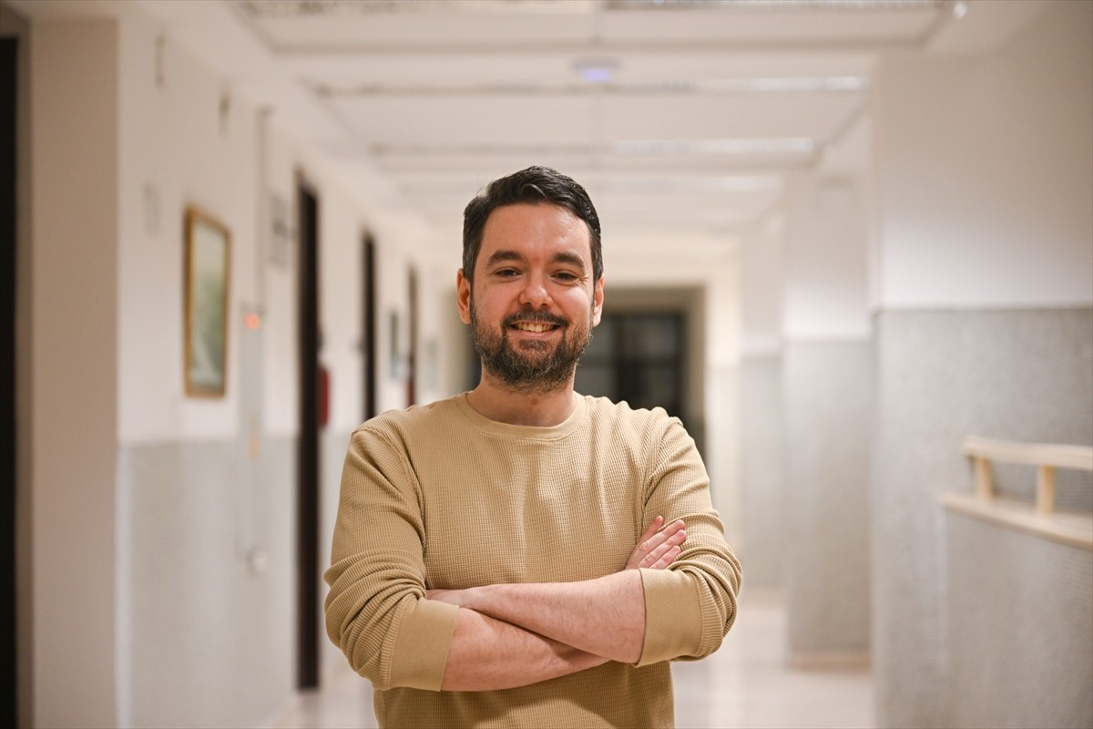 Kediler üzerinde yürütülen bir araştırma, kedilerin sahipleriyle kurduğu sesli iletişimin...