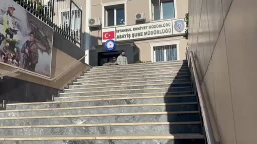 Kendilerini polis ve savcı olarak tanıtıp 2 milyon liralık vurgun yaptılar