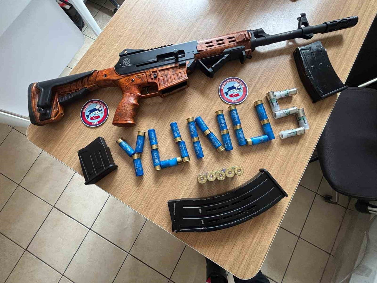 KENT GENELİNDE YAPILAN UYGULAMA VE OPERASYONLARDA AYRICA RUHSATSIZ SİLAH TAŞIYAN 33 ŞAHIS...