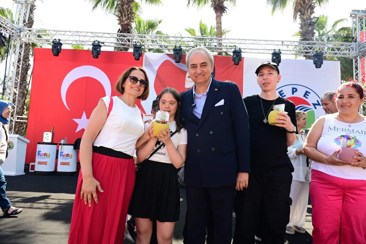 KEPEZ BELEDİYE BAŞKANI MESUT KOCAGÖZ, ENGELLİLER HAFTASI KAPSAMINDA DÜZENLENEN "KEPEZ ENFES 2026...