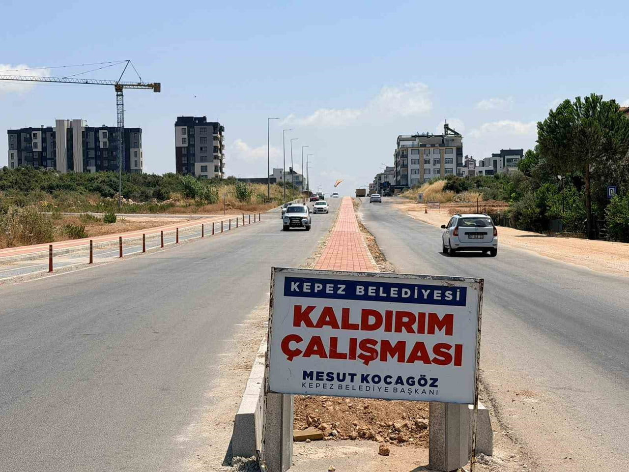 KEPEZ BELEDİYESİ, 2024 YILININ NİSAN AYINDAN BU YANA İLÇE GENELİNDE 81 KİLOMETRE KALDIRIM...