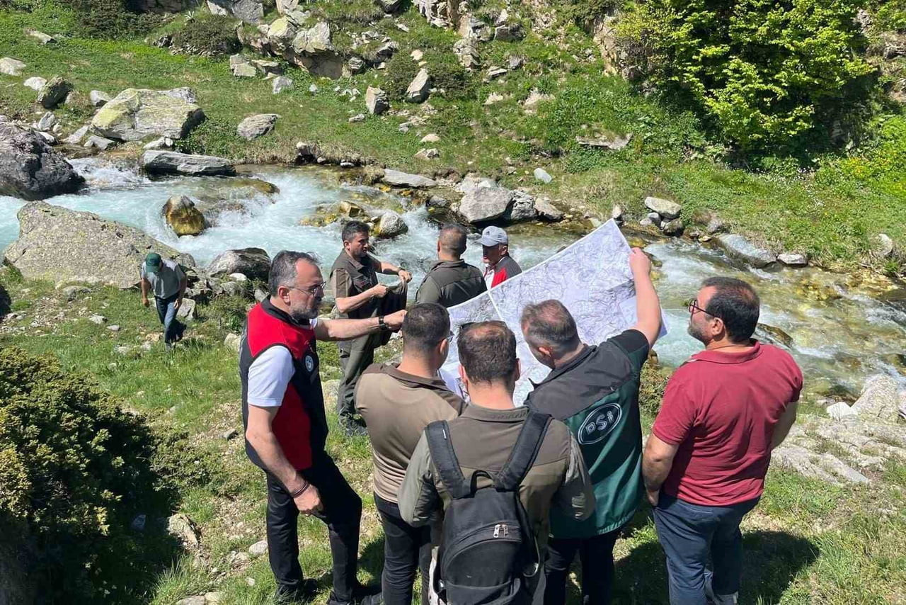 KESTEL BELEDİYE BAŞKANI FERHAT EROL, ULUDAĞ'IN ETEKLERİNDEKİ ALAÇAM MAHALLESİ’NDE PLANLANAN SULAMA...
