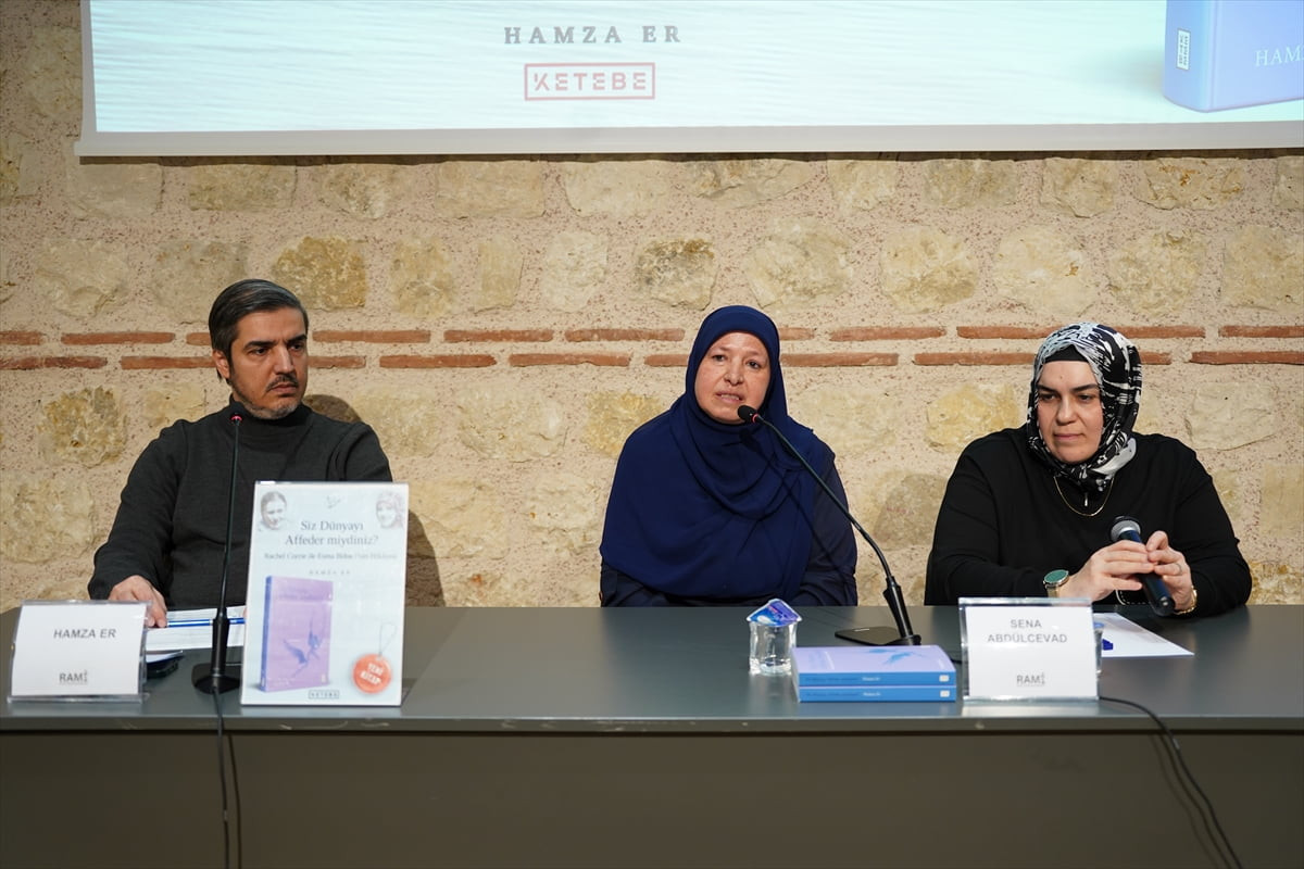 Ketebe Yayınları tarafından yayımlanan "Siz Dünyayı Affeder miydiniz? – Rachel Corrie ile Esma...