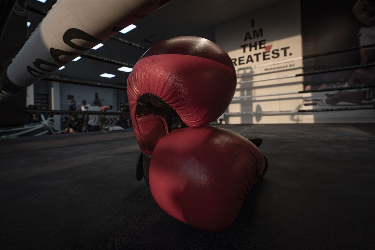 Kick Boks Milli Takımı, Birleşik Arap Emirlikleri'nde yapılacak Büyükler Dünya Kick Boks...