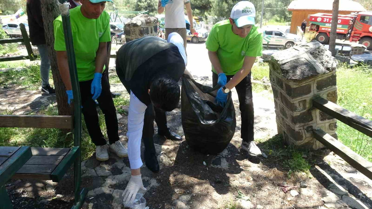 KİLİS'TE ORMAN YANGINLARININ ÖNLENMESİNE YÖNELİK "ORMAN BENİM" PROGRAMI KAPSAMINDA DÜZENLENEN...