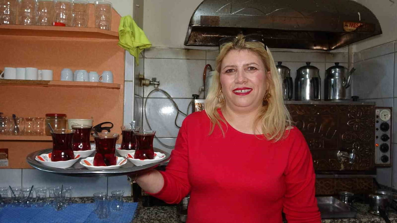 KIRAATHANENİN İŞLETMECİSİ GÜLŞEN ÇETİN