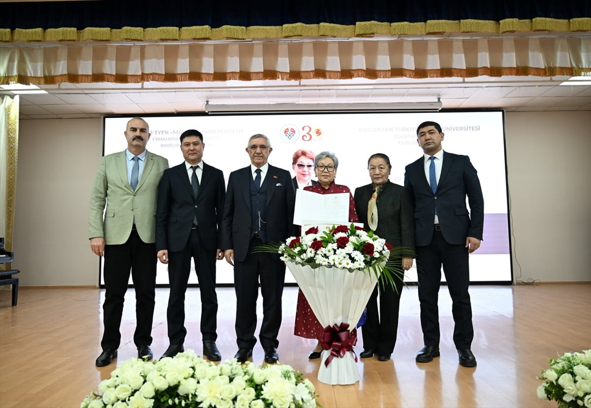 Kırgızistan-Türkiye Manas Üniversitesi (KTMÜ), Uluslararası Ana Dil Günü vesilesiyle düzenlenen...