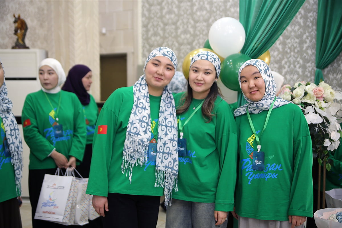 Kırgızistan'ın başkenti Bişkek'te, ramazan ayı dolayısıyla "10. Geleneksel İftar Sofrası"...