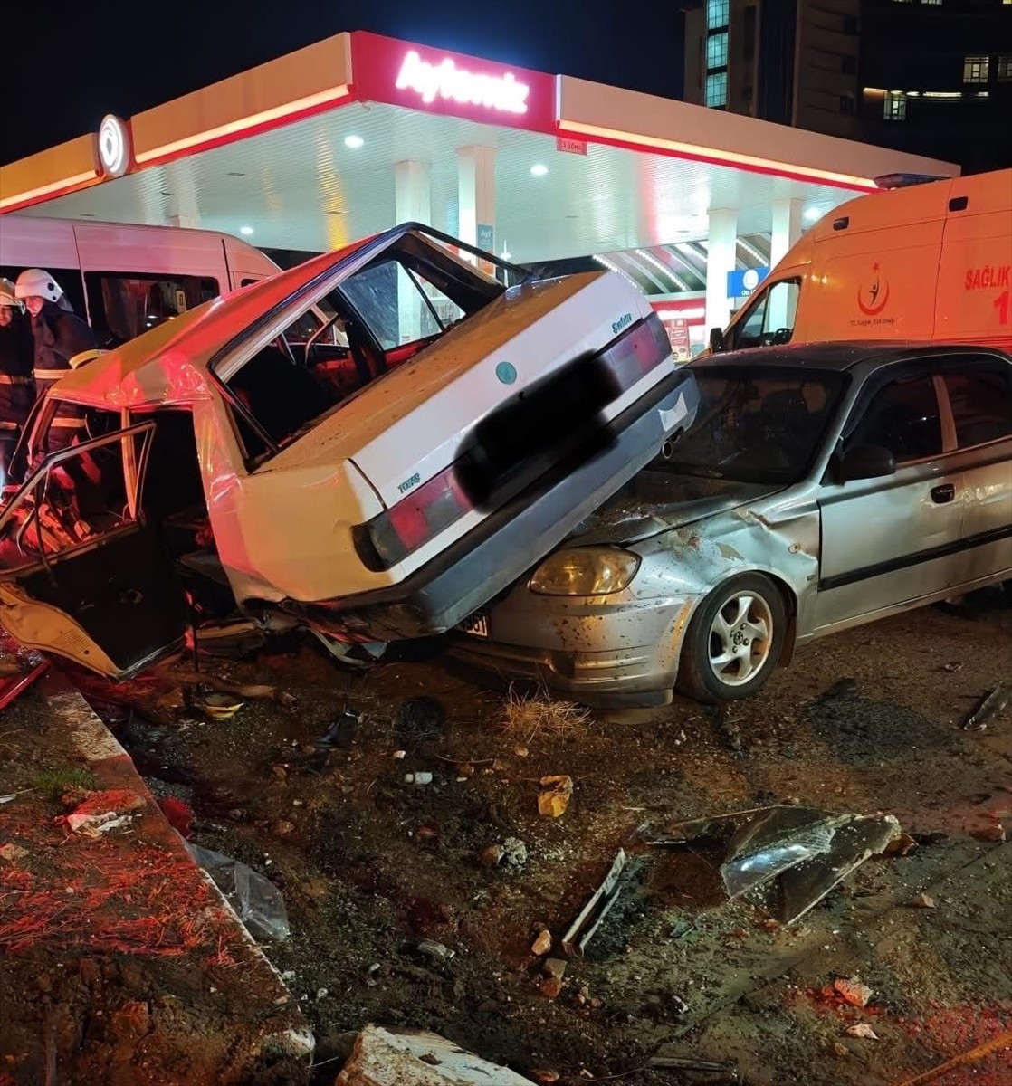 Kırıkkale'de meydana gelen trafik kazasında, 1 kişi yaşamını yitirdi, 1 kişi de ağır...