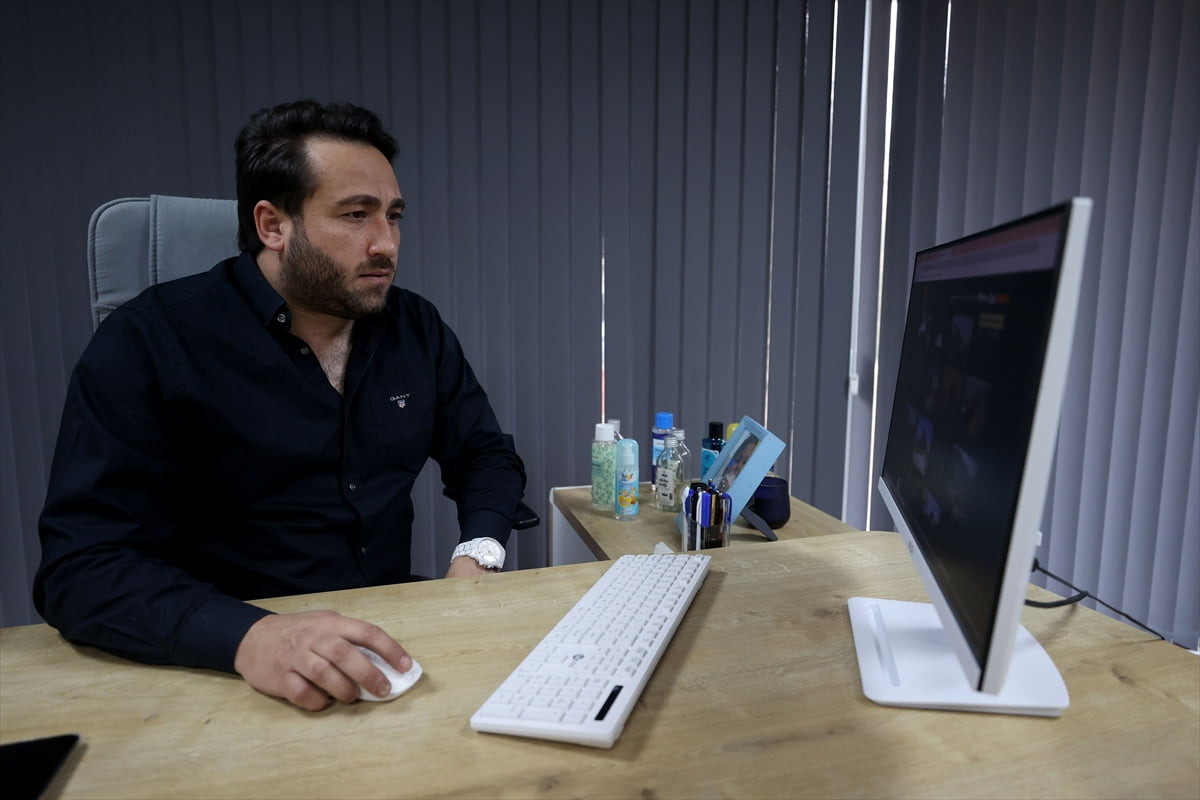 Kırklareli Gazeteciler Cemiyeti Başkanı Emrah Yıldırım, Anadolu Ajansının (AA) gözünden 2025'e...