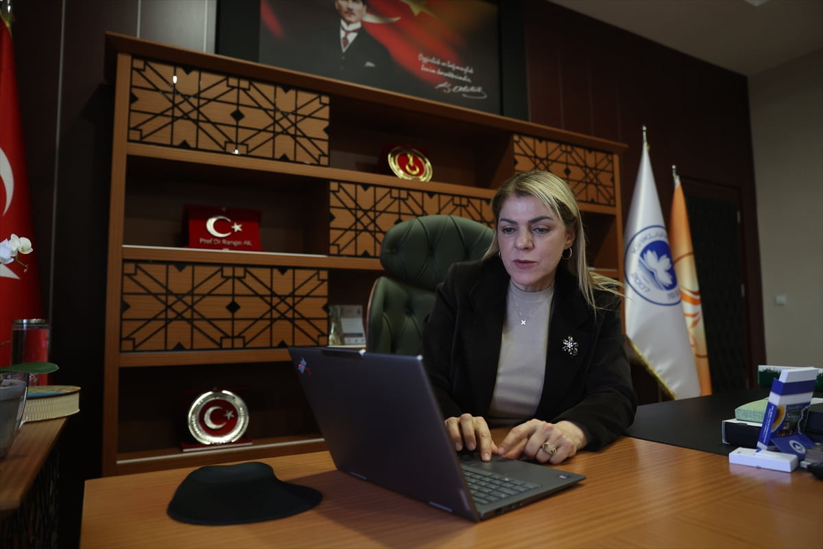 Kırklareli Üniversitesi (KLÜ) Rektörü Prof. Dr. Rengin Ak, Anadolu Ajansının (AA) gözünden 2025'e...