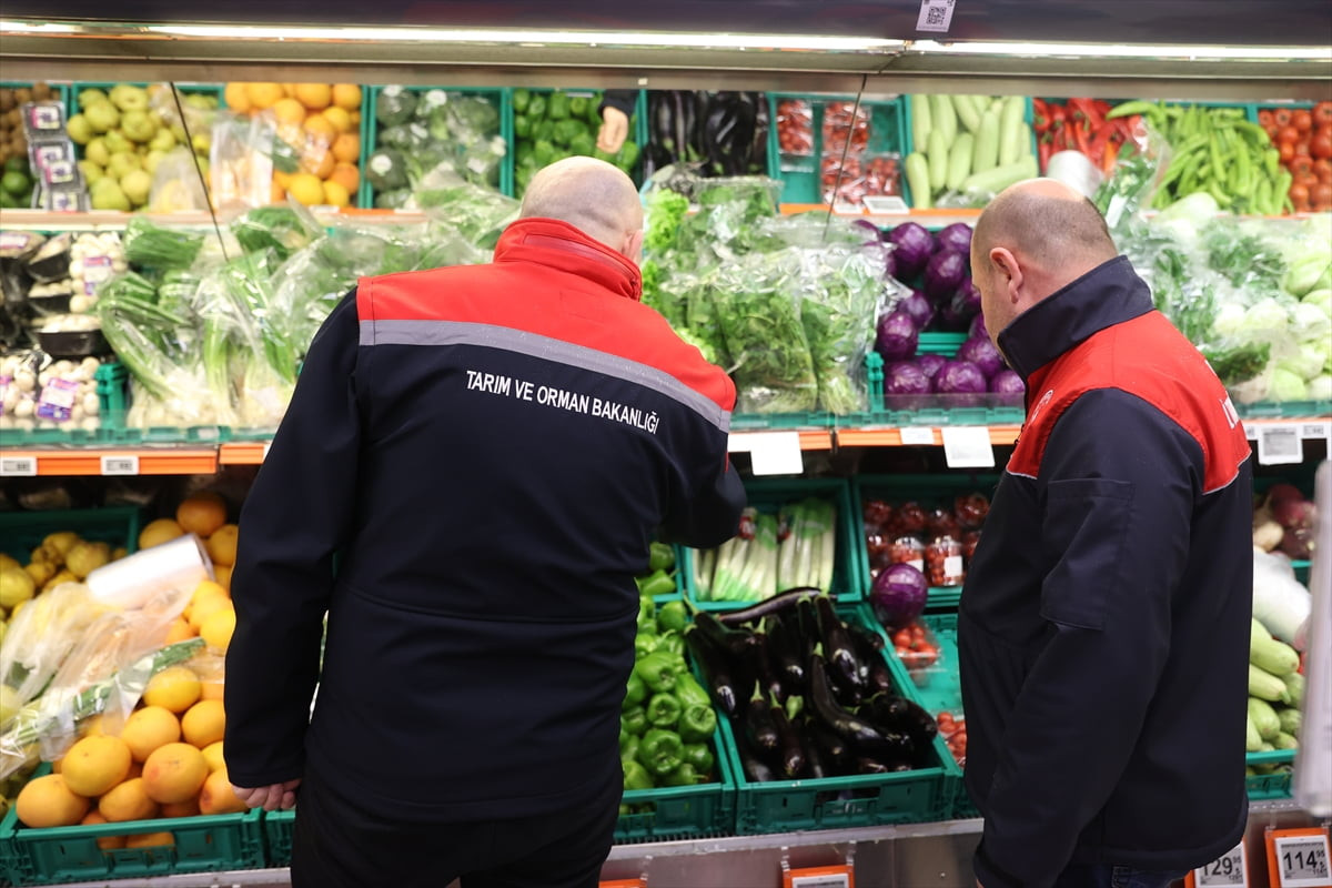 Kırklareli'nde ramazan öncesi gıda işletmelerine yönelik denetim gerçekleştirildi. İl Tarım ve...