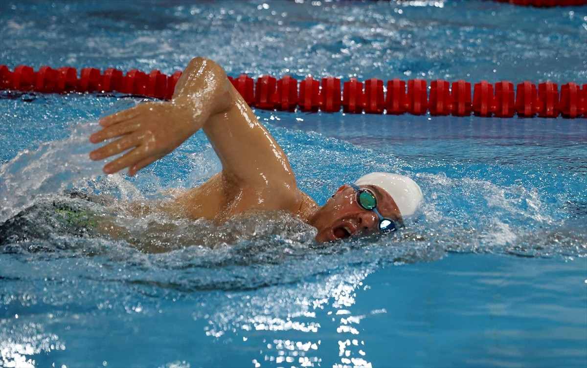 Kırklareli'nde Uluslararası Masterlar Kısa Kulvar Yüzme Şampiyonası, ikinci gününde devam ediyor....