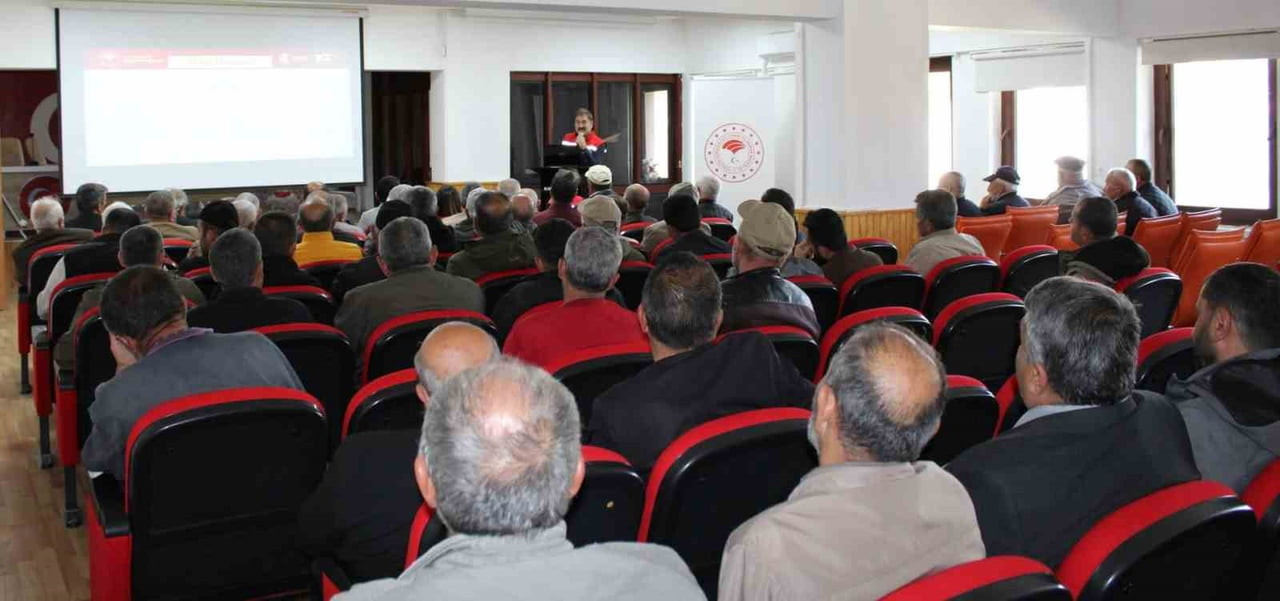 KIRSAL KALKINMA VE BİREYSEL SULAMA DESTEKLERİ TERCAN’DA ANLATILDI