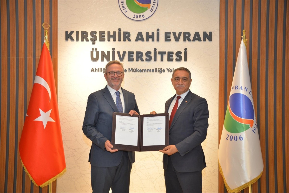 Kırşehir Ahi Evran Üniversitesine ait yazma ve nadir matbu eserler, Türkiye Yazma Eserler Kurumu...