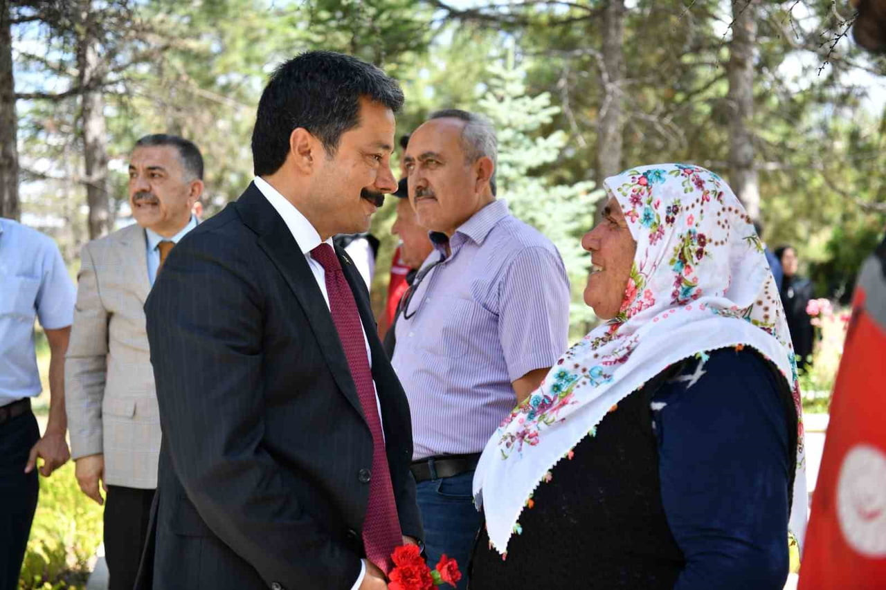 KIRŞEHİR VALİSİ MURAT SEFA DEMİRYÜREK, 15 TEMMUZ DEMOKRASİ VE MİLLİ BİRLİK GÜNÜ DOLAYISIYLA AHMET...